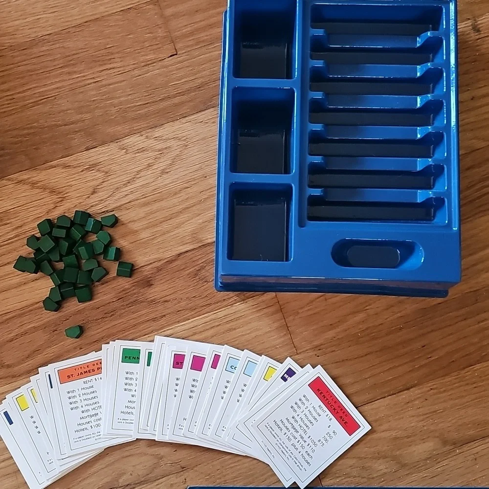 Monopoly Deluxe Edition Board Game 1998